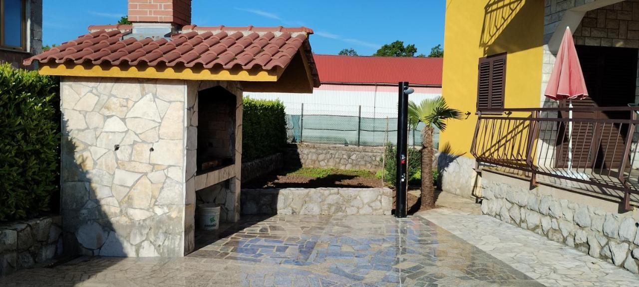 Apartmani Jere Kastav Rubesi Buitenkant foto